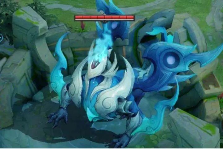 国服澜出装推荐有哪些？最佳装备选择是什么？