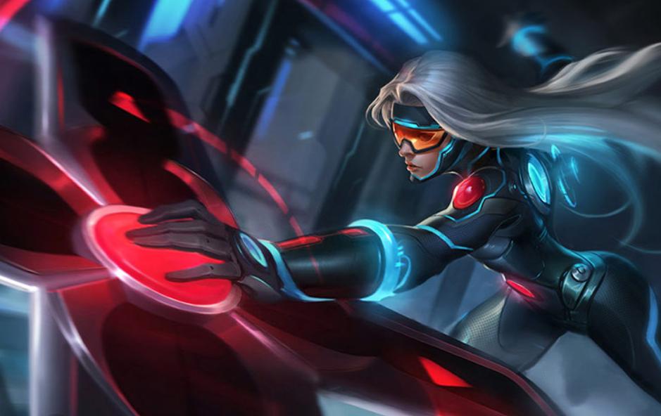 英雄联盟手游女警出装推荐与玩法解析