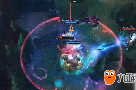 LOL中攻击最高的英雄是谁？他们的技能特点是什么？