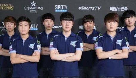 中国LOL最强战队排名如何？哪些战队表现突出？