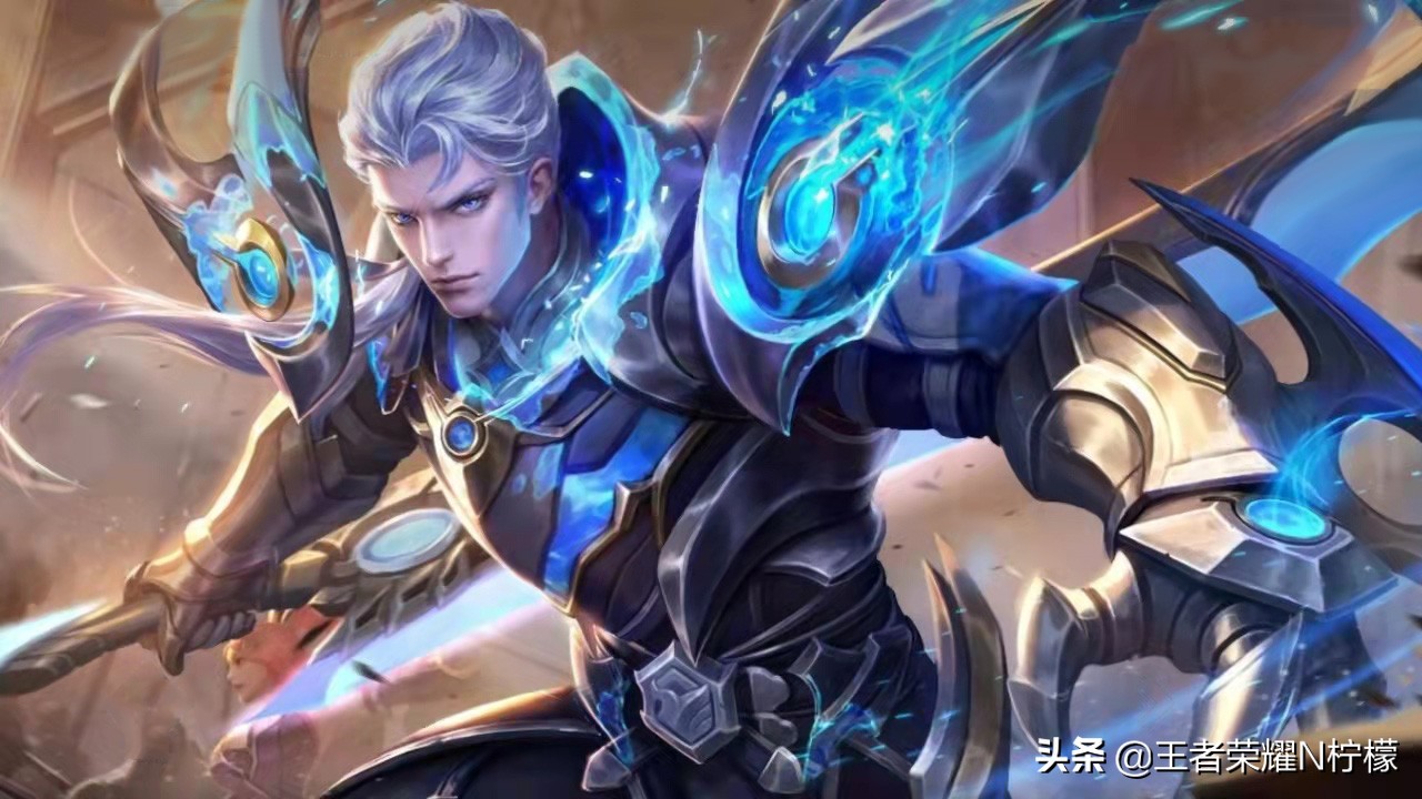 国服铠夜泪的最佳出装和铭文搭配是什么？