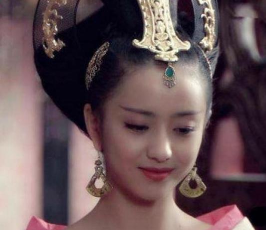 随风李白出装与铭文搭配有哪些最佳选择？