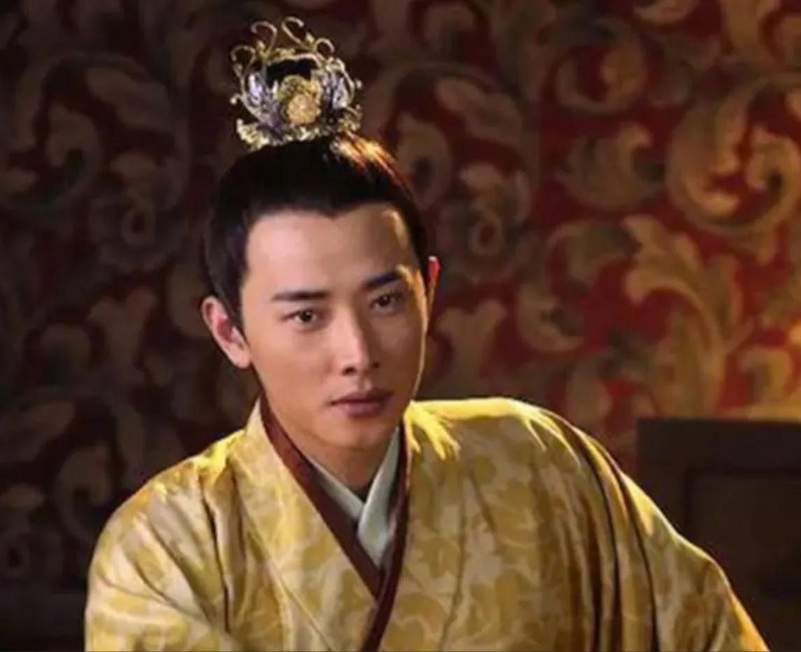 韩信黑化出装有哪些推荐？如何选择适合的装备？